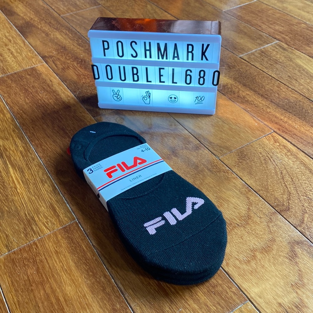 3 pairs of woman’s shoe liners